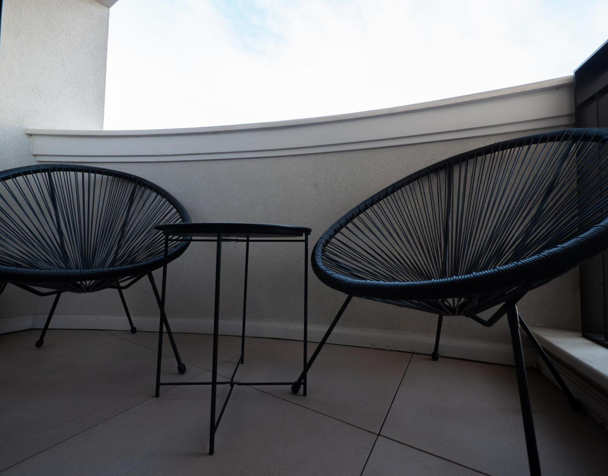 Novos Luxury Suites Bukarest Exterior foto